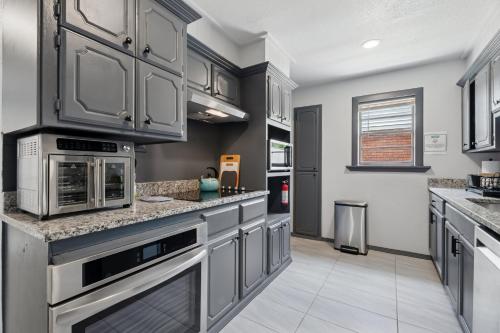 7br Comfort Haven For 16 I Next To Tinker I Ec in Midwest City, USA