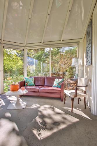 A szálláshely kívülről, Domaine d'AROMM - Chambres d'hotes & gites - Piscine, Etangs & Animaux - Au calme in Ouches