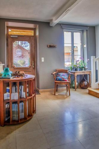 A szálláshely kívülről, Domaine d'AROMM - Chambres d'hotes & gites - Piscine, Etangs & Animaux - Au calme in Ouches