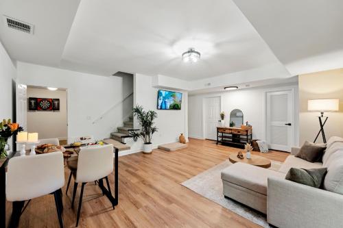 設施, Modern Escape, Pool, Golf, Game Room, Gym, 10min Lake & Downtown in 伍德斯托克