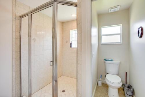 Cape Coral Family Home with Grill Pool and AC! - image 14