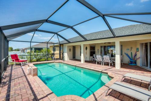 Cape Coral Family Home with Grill Pool and AC! - image 6