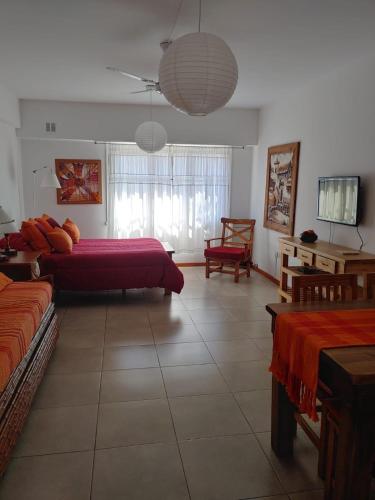 Ines Casamar Excelente departamento a 50 mts del mar y a 15 cuadras del centro MONOAMBIENTE