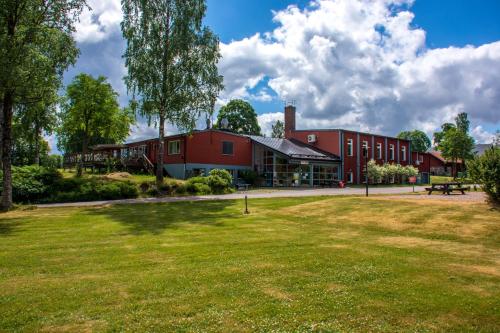 Unterkunft von außen, Lungsunds Hotell & Camping in Storfors