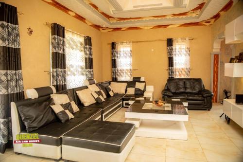 Quenzel Homes in Mbale