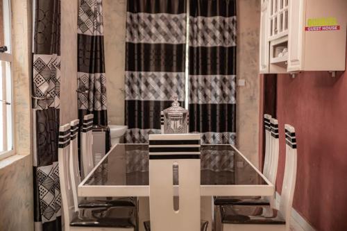 Quenzel Homes in Mbale