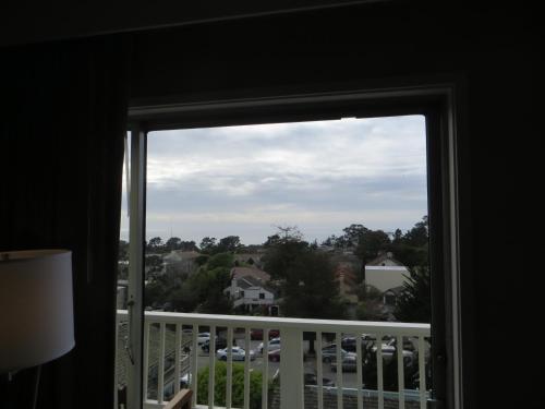 卡梅尔湾景酒店 卡梅尔湾景酒店