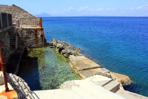 Apartments by the sea Veli Losinj, Losinj - 24371 - Veli Lošinj