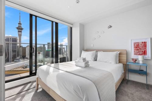 Queen St Stay, Pool,Gym,Tower Views by Zodiak Stays, Auckland