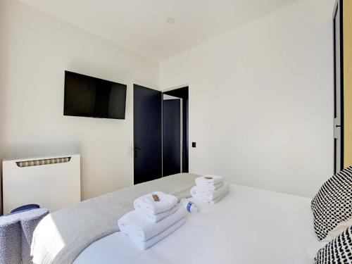 Magnificent 2BD 6P apartment - Eiffel Tower - image 14
