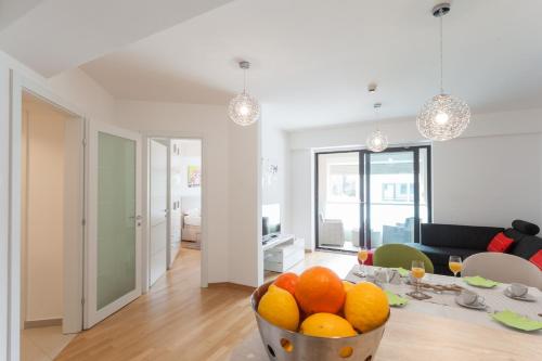 Apartment Navigatio with parking - image 13
