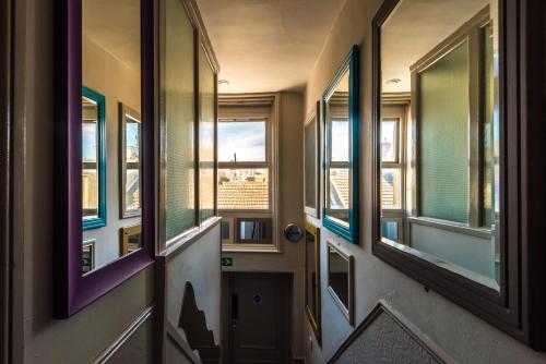 Paskins Town House - image 2