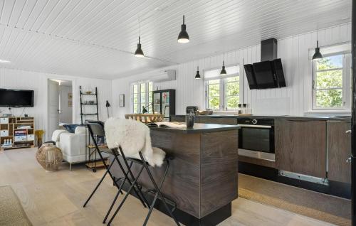 Kitchen, 3 Bedroom Awesome Home In Nykøbing Sj in Nykobing Sjaelland