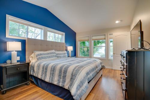 Family Home on Lake Chelan with Mtn + Lake View! in Mensona (WA)