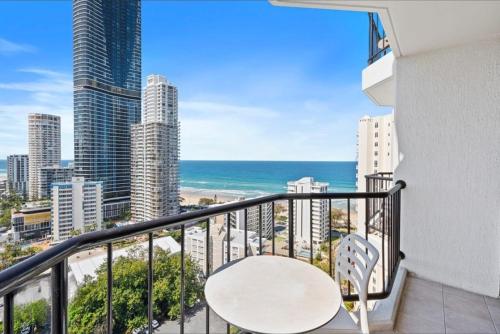 Varanda/terraço, Private Hotel Rooms in Central Surfers in Gold Coast