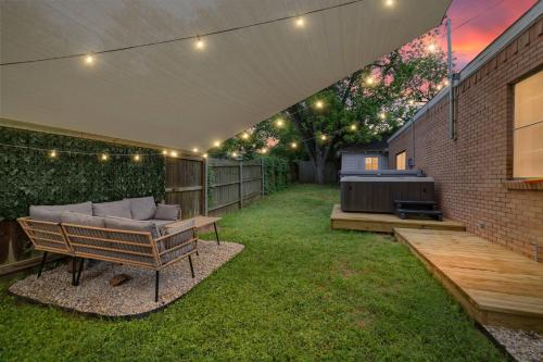 Hot Tub | King Bed | Yard Games - 3rd Bedrm Option