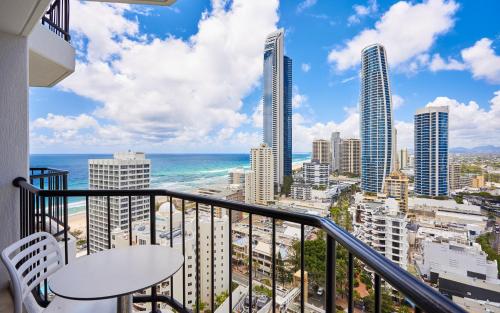 Varanda/terraço, Private Hotel Rooms in Central Surfers in Gold Coast