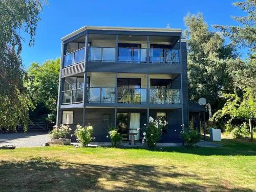 Garden Tower Middle - Apartment - Lake Tekapo