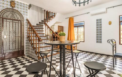 外部景觀, Cozy Home In Puente Genil in 普恩特格尼爾