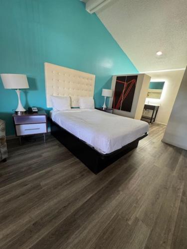 1 queen bed