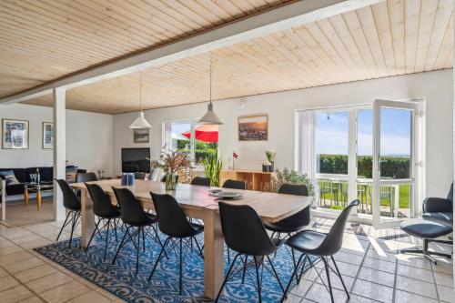 Vista exterior, Nice Home In Ebeltoft With 4 Bedrooms And Internet in Ebeltoft