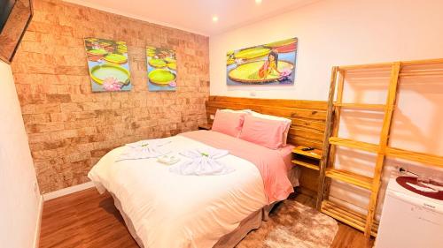 1 queen bed