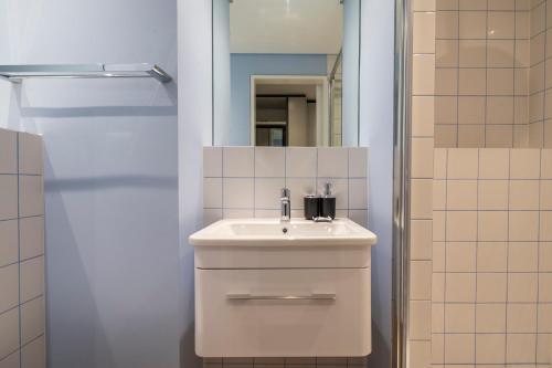 Zeeland Pier Aparthotel by Totalstay - image 4