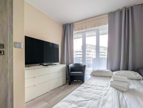 Jagodno Comfort Apartment by BookingHost, Breslau