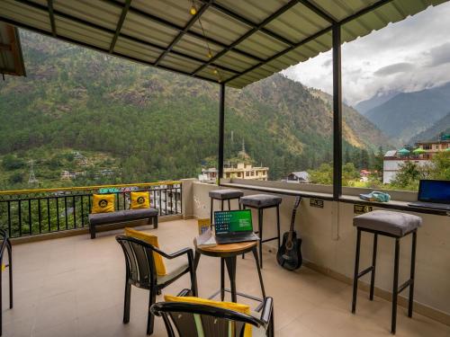 Apkārtne, The Hosteller Kasol in Kasol