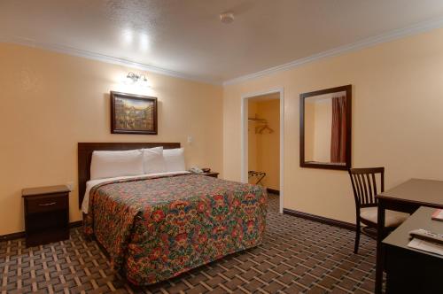 Vagabond Inn San Pedro - image 14