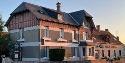 Logis Hôtel Le Saint Florent hotel Morest