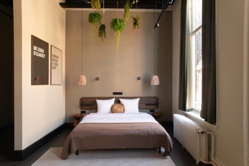 Hotel Simple - main image
