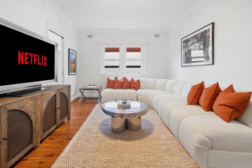 Designer 3BR Flat Close to Bondi