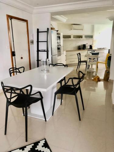 Appartement richement meublé à Ezzahra (Appartement richement meuble a Ezzahra) in Ezzahra