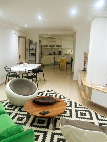 Appartement richement meublé à Ezzahra (Appartement richement meuble a Ezzahra) in Ezzahra