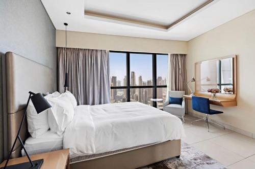 ALiving Luxury 3BR High-Rise I Burj Khalifa View I Paramount Towers, 6101, Dubái