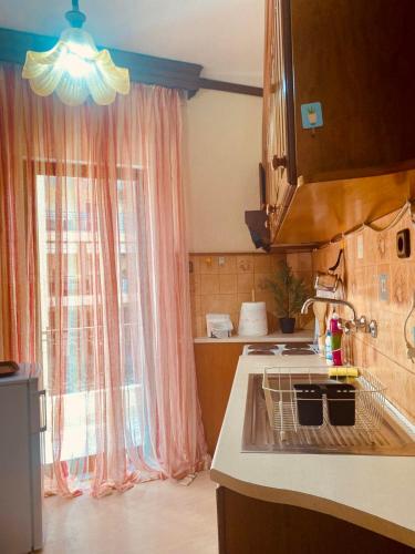 Küche, Mυρσίνη (Mυρσινη) in Komotini