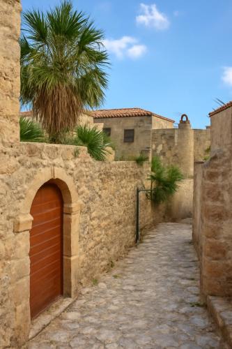 Létesítmények, Menexes Suites Monemvasia in Monemvasia