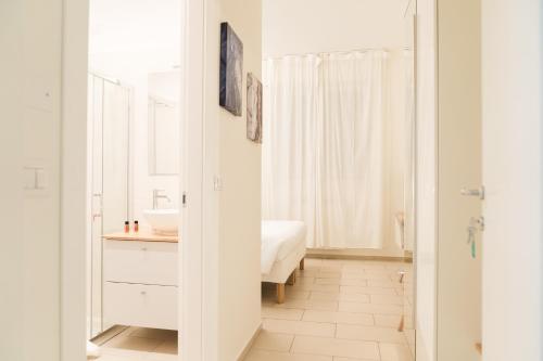 Double or Twin Room image 2