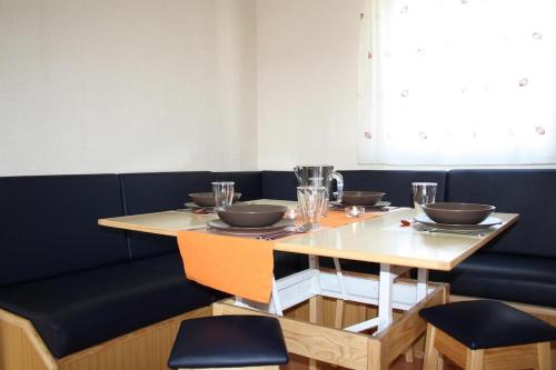 Instalaciones, Sao Pedro de Moel by Campigir in Marinha Grande