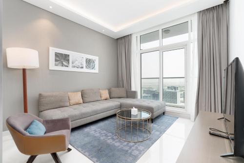 BellaViu Holiday Homes-From City Rush to Calm -2BR Retreat in DAMAC Prive, Dubaï (photo 10)