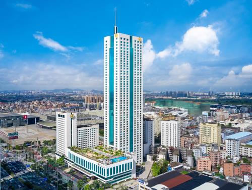 Regal Palace Hotel, Tung-kuan
