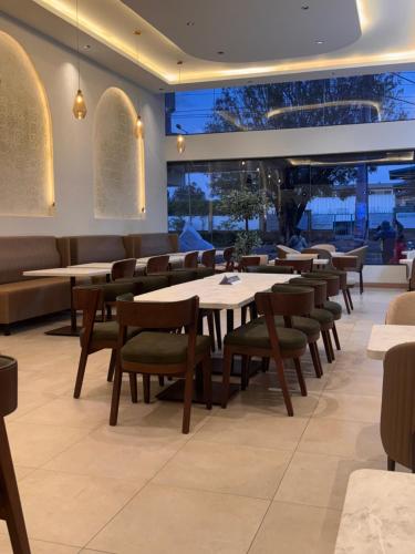 Restaurant, Columbus hotel in Eldoret