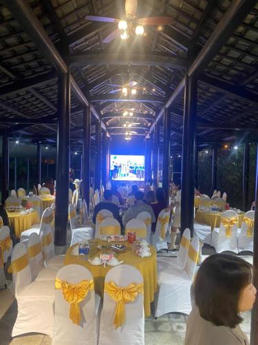 Banquet hall, Đat Quang Villa in Nui Thanh