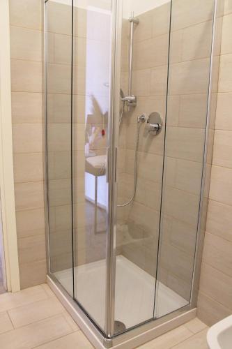 Double Room with Balcony (3 Adults) image 7