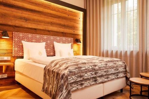 2 twin beds, 2 sofa beds