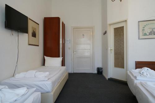 Hotel Pension Xantener Eck - image 9