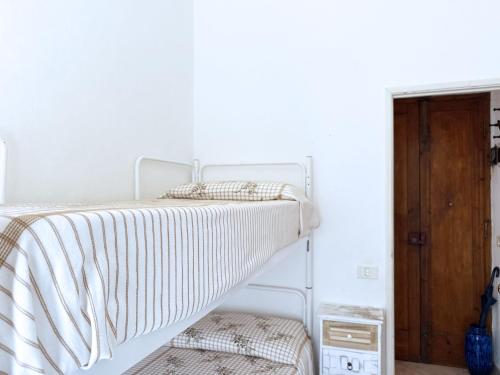 Two-Bedroom Apartment with Terrace image 9
