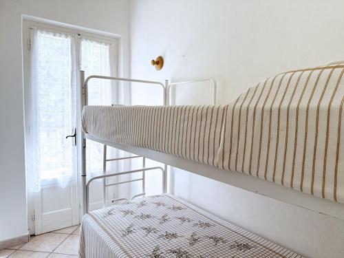 Two-Bedroom Apartment with Terrace image 8