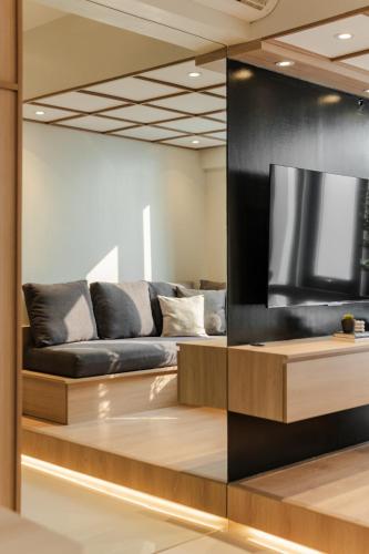 Eastwood City 1BR Muji Home Luxe Minimalist Fast WiFi, Manila (photo 9)